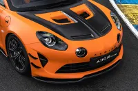 Alpine-A110-R-Ultime-Orange-solaire-Mat-sur-la-circuit-du-Mans6-copie
