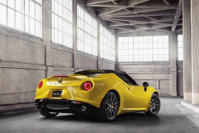 Alfa Romeo Spider 4C 4