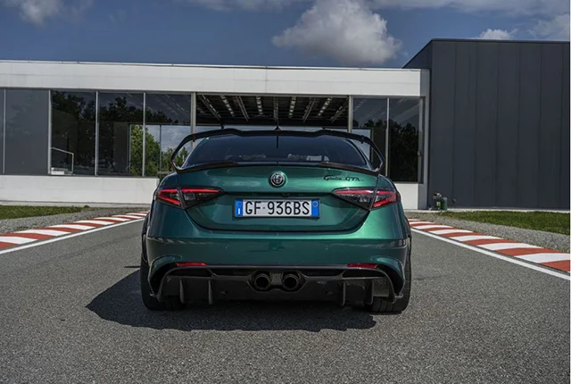 Giulia GTA 2021 3