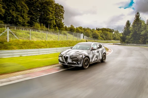 Alfa Romeo Stelvio Record Nurburgring 2