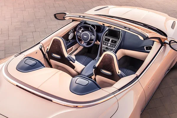 DB11 Volante 12
