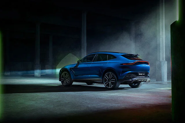 Aston Martin DBX707 05