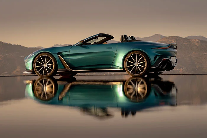 V12 Vantage Roadster 02