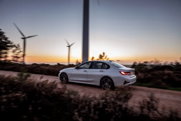 BMW 330 e 5