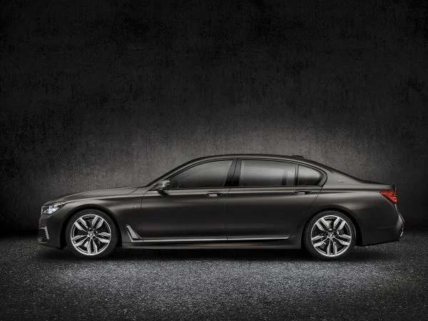 BMW M760 Li xDrive 2016 3