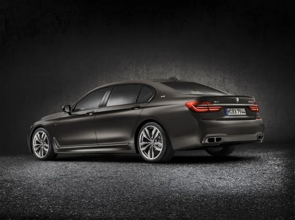 BMW M760 Li xDrive 2016 4