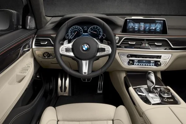 BMW M760 Li xDrive 2016 5