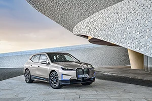 Nouvelle BMW iX intr