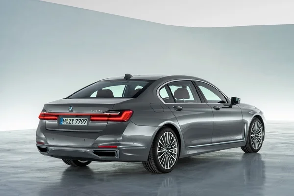 BMW Serie 7 Facelift 2019 1