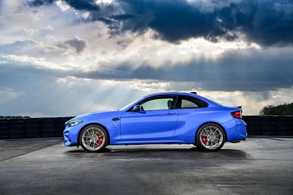 Nouvele BMW M2 CS 2