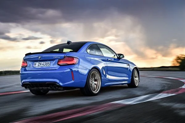 Nouvele BMW M2 CS 4