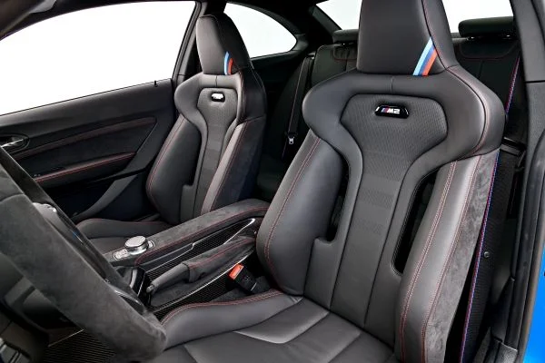 Nouvele BMW M2 CS 6