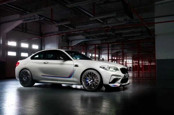 BMW M2 Compettion Heritage 6