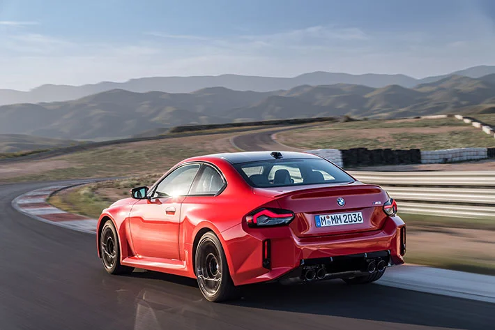 P90482720 highRes the all new bmw m2 r