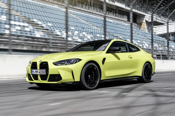 P90399228 highRes the new bmw m4 compe