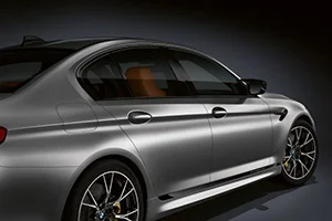BMW M5 Competion intr