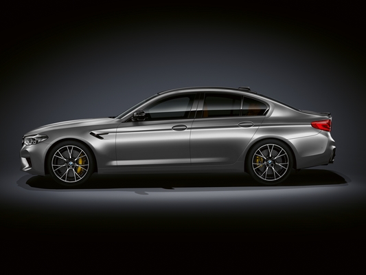 P90300377 highRes the new bmw m5 compe
