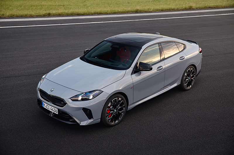 P90572415 highRes the new bmw m235 xdr copie