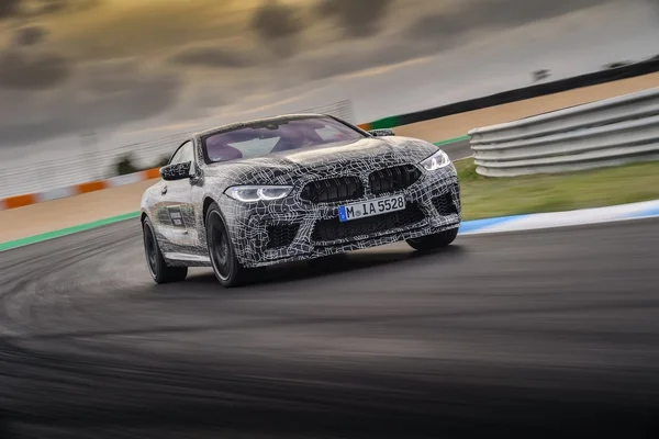 BMW M 8 Coupe estoril 4
