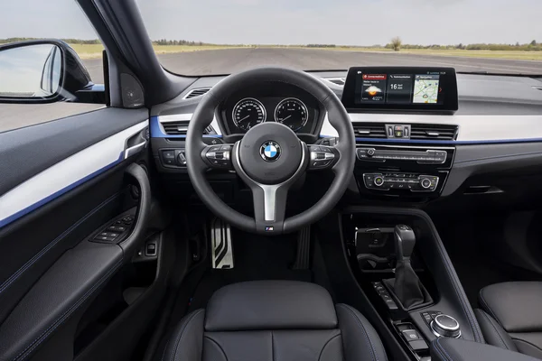 BMW X2 xDrive 25e 2020 1