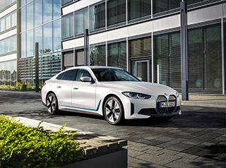 the bmw i4 edrive40 intr