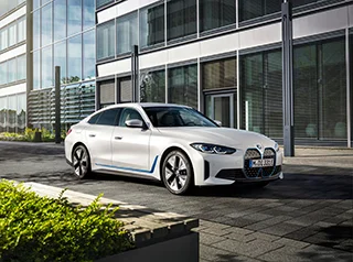 the bmw i4 edrive40 intr