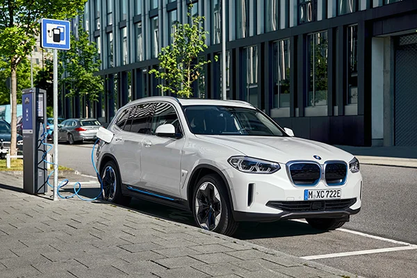 BMW iX3 Full electrique 3