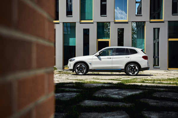 BMW iX3 Full electrique 5