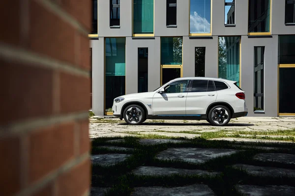 BMW iX3 Full electrique 5