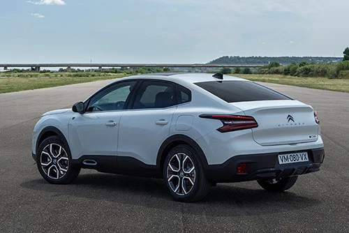 Nouvelles C4X et E C4X intr