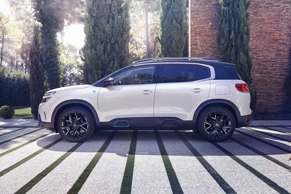 C5 Aircross Hybride 5