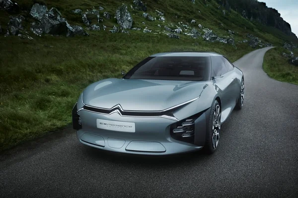CXperience Concept 7