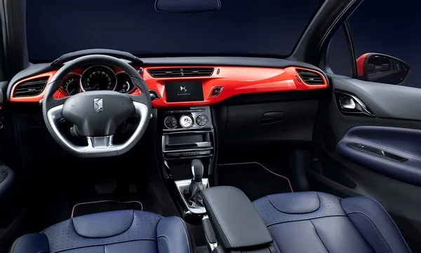 Ds3 Ines de la Fressange 2017 3