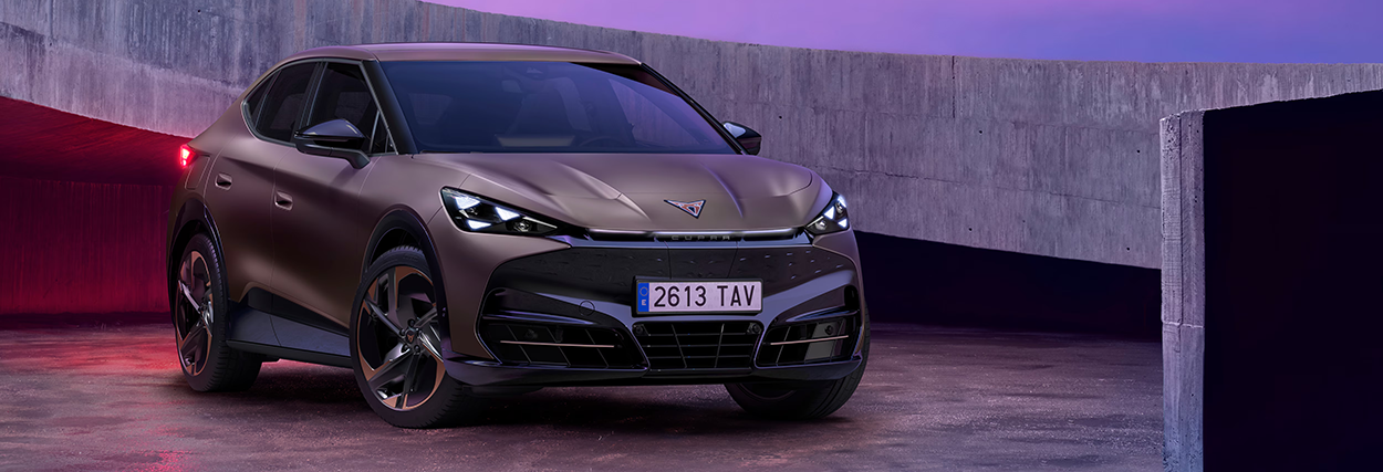 CUPRA Tavascan 2026 SUV coupé électrique coloris Violet Intersidéral profil dynamique