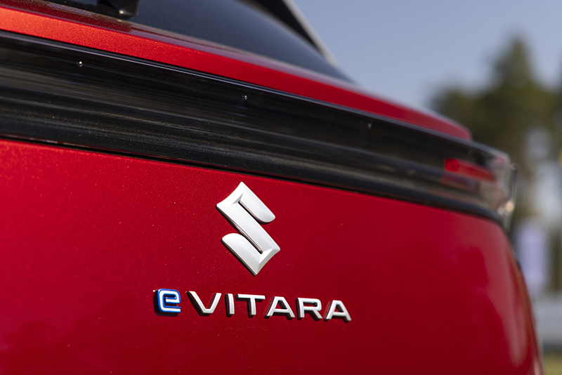 Suzuki e Vitara 020 copie