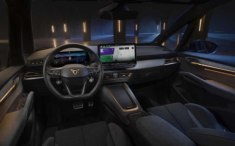 Tableau de bord de la CUPRA Born VZ 01 avec cockpit numérique de 10,25 pouces et affichage tête haute en réalité augmentée