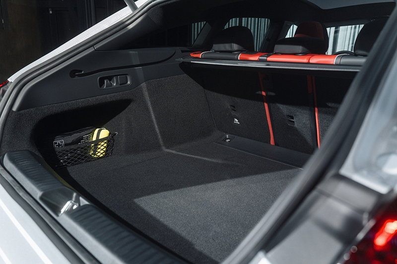 CLA Shooting Brake avec technologie EQ 8 copie