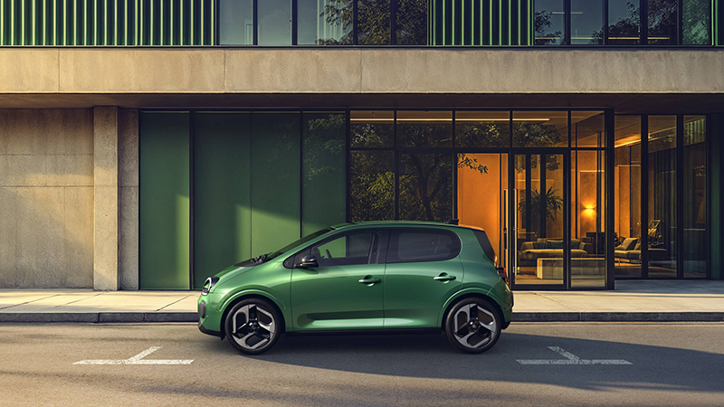 Renault Twingo E Tech electric Vert Absolu 3 copie
