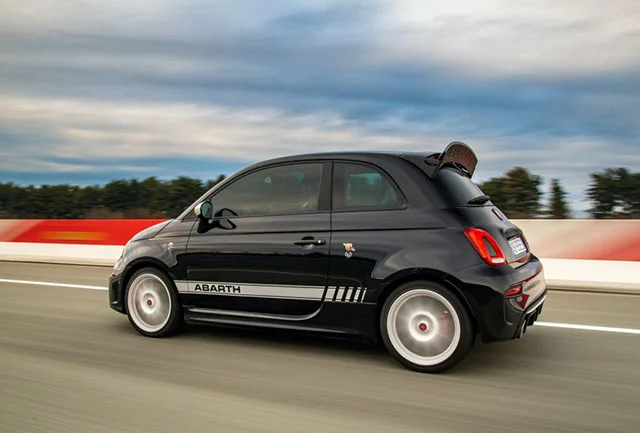 Abarth 695 Esseese 7