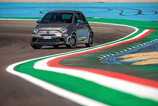 Nouvelle abarth F595 165 CH intr