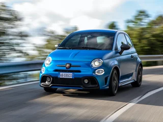 New Abarth 595 Competizione 04