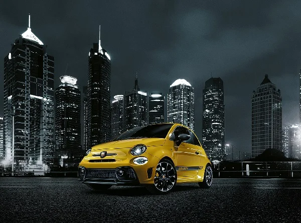 160511 Abarth New Abarth 595 01