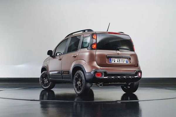 190917 Fiat Panda Trussardi 17