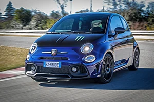 Abarth 595 Monster Energy Yamaha 5