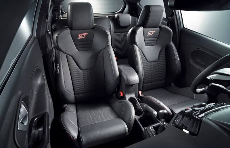 FordGeneva2016 FiestaST200 07