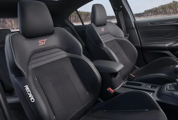 FordFocusST 2019 8