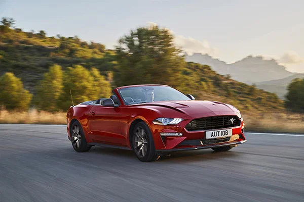 FORD 2019 MUSTANG 2.3 03