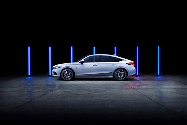 367078 LA NOUVELLE HONDA CIVIC e HEV OFFRE DE S RIE UN DYNAMISME ET UNE EFFICIENCE
