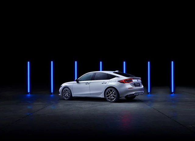 367079 LA NOUVELLE HONDA CIVIC e HEV OFFRE DE S RIE UN DYNAMISME ET UNE EFFICIENCE