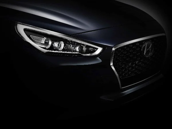 Hyundai i30 2017 premier teaser 3
